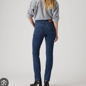 Levi's 414 Straight Leg